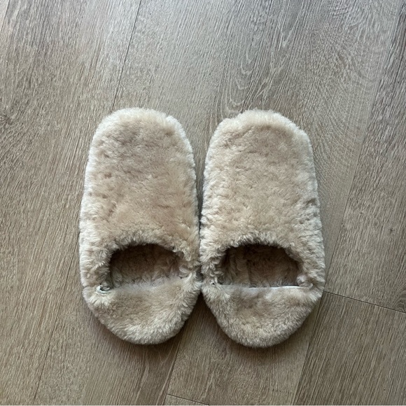 Jenni Kayne - Shearling Moroccan Slippers - Picture 1 of 5